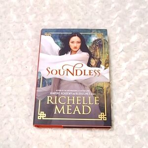 Soundless Book By Richelle Mead